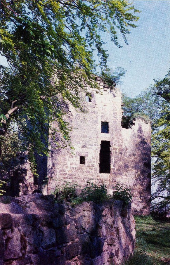 Cathcart Castle as many will remember it The writer took this picture before the east wall collapsed at the end of 1979